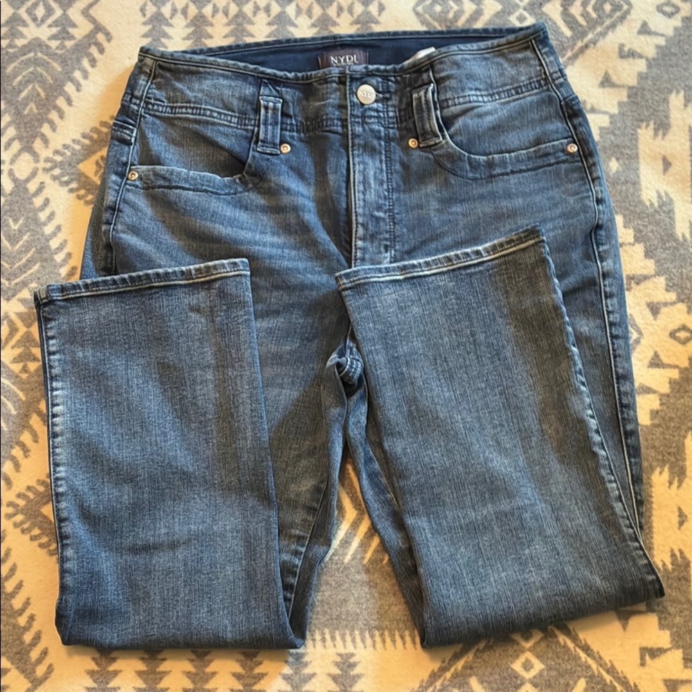 NYDJ Ami Blue Skinny Capris